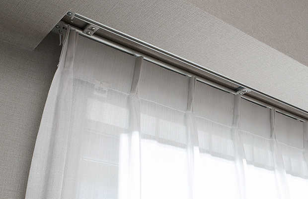 カーテンボックス